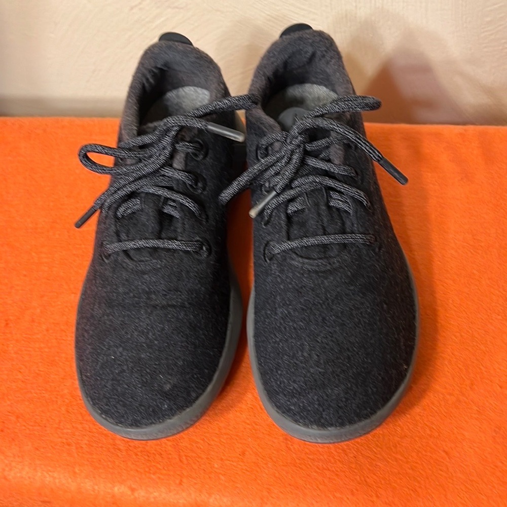 Allbirds Mizzle WR Wool Runner Black sneakers size 10